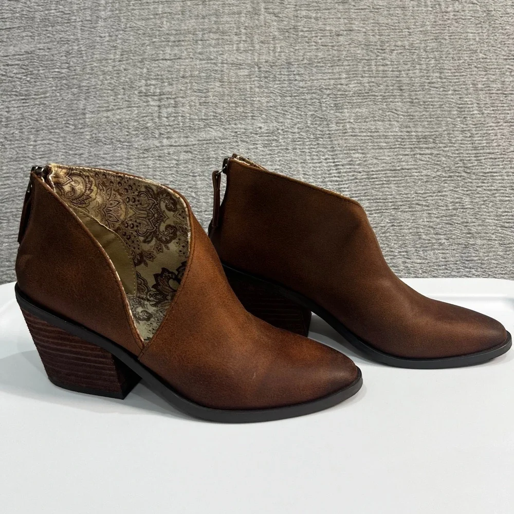 Band of Gypsies Tusk Ankle Booties Women 6 Brown Cutout Block Heel Boho Festival